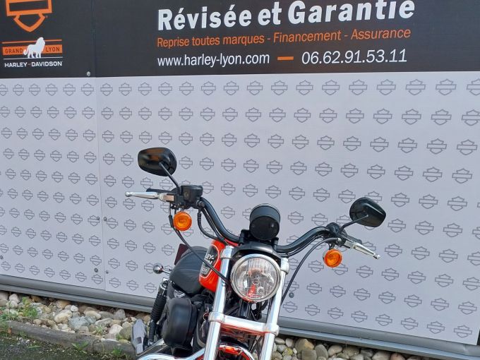 HARLEY-DAVIDSON SPORTSTER 883 4