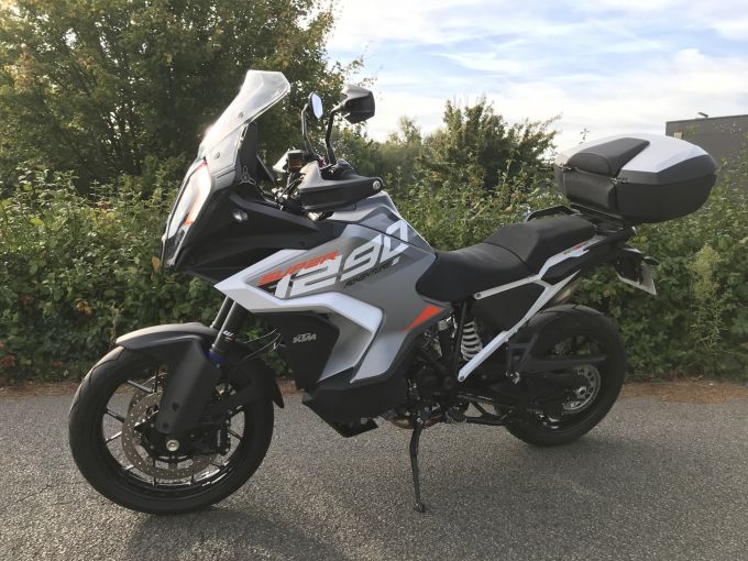 KTM 1290 SUPER ADVENTURE S 4