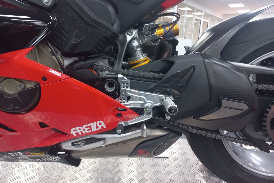 DUCATI PANIGALE V4S BAUTISTA REPLICA 4