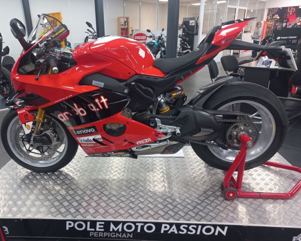 DUCATI PANIGALE V4S BAUTISTA REPLICA 4