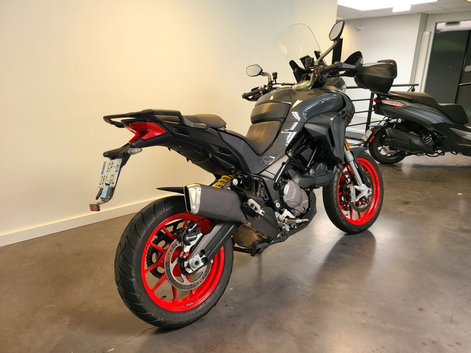 DUCATI MULTISTRADA V2S 4