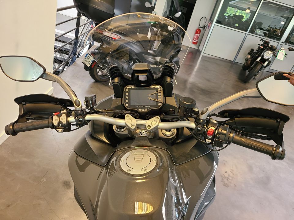 DUCATI MULTISTRADA V2S 4