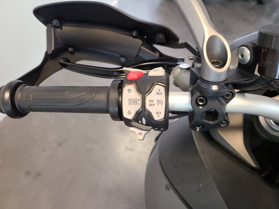 DUCATI MULTISTRADA V2S 4