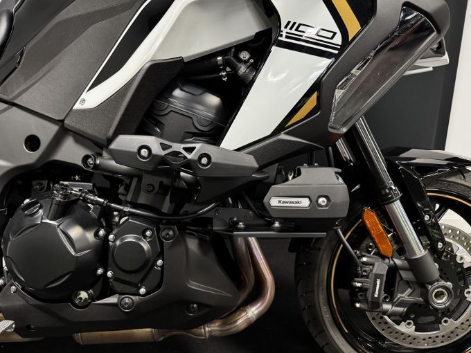 KAWASAKI Versys 1100 S 4