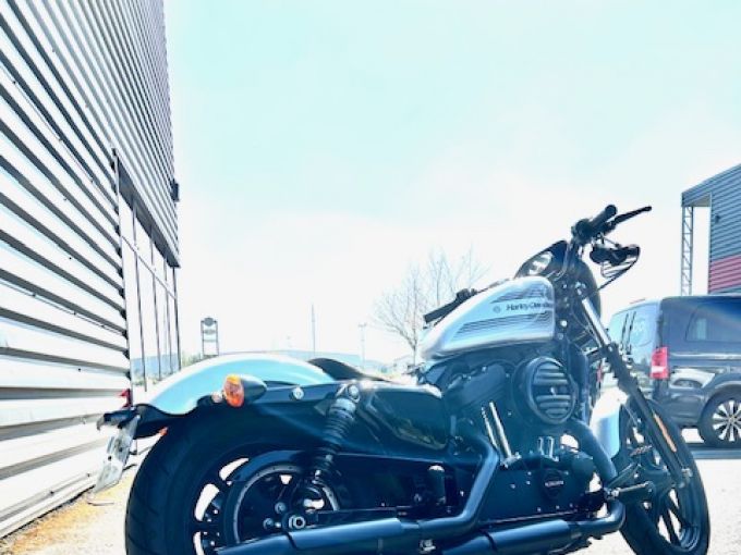 HARLEY-DAVIDSON SPORTSTER IRON 1200 4