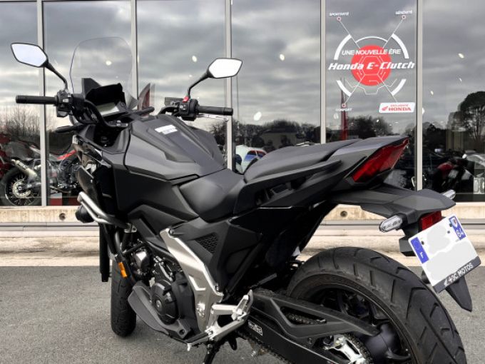 HONDA NC750X 4