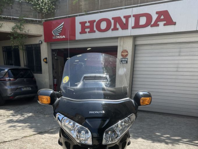 HONDA GL1800 GOLDWING 4