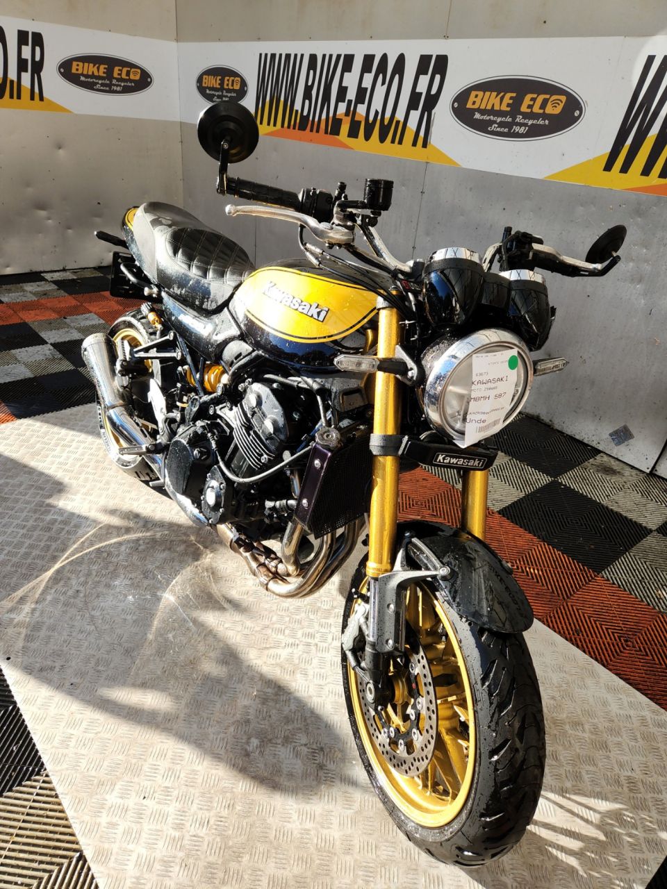 KAWASAKI Z900 SE 4