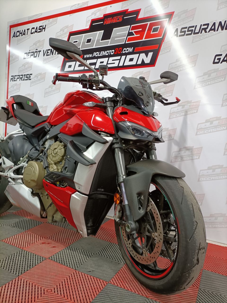 DUCATI STREETFIGHTER V4 Lamborghini 4