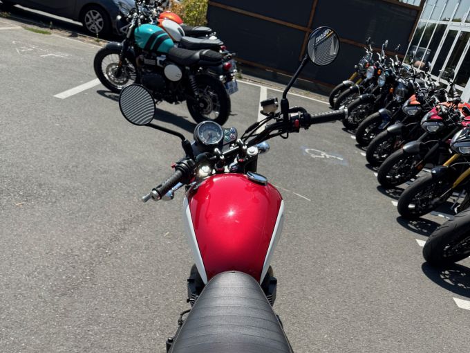 TRIUMPH Bonneville Newchurch 4