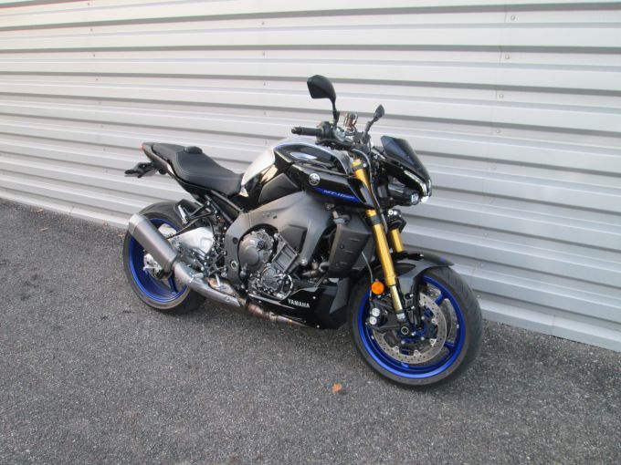 YAMAHA MT-10 SP 4
