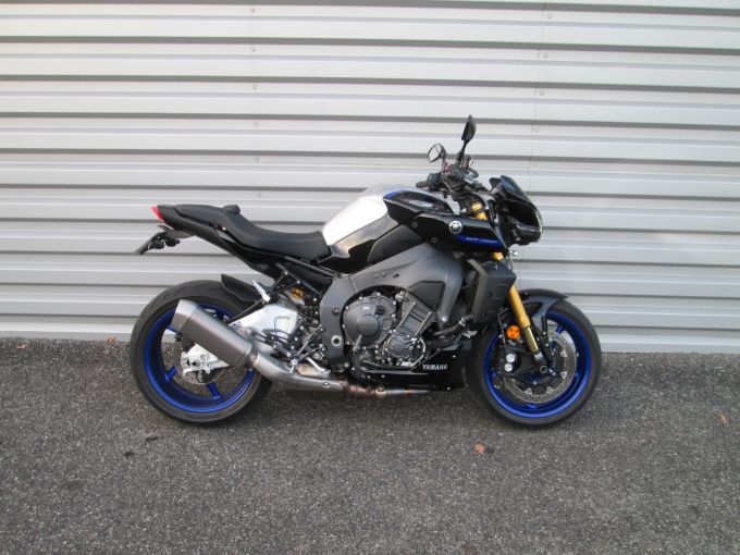 YAMAHA MT-10 SP 4
