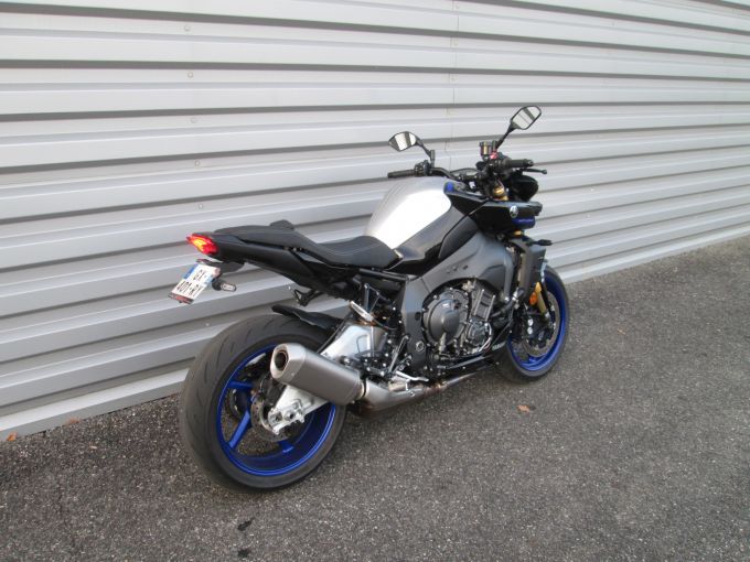 YAMAHA MT-10 SP 4