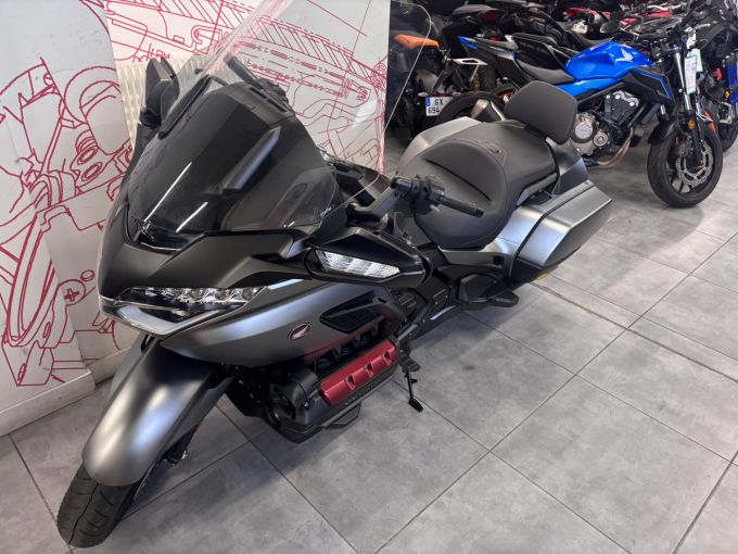 HONDA GL 1800 GOLDWING DCT 4