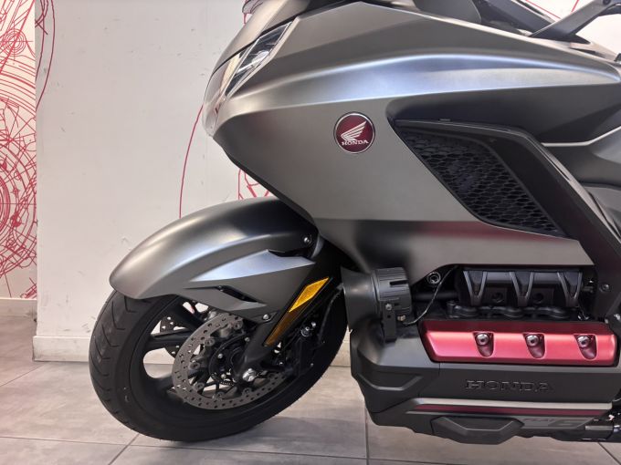 HONDA GL 1800 GOLDWING DCT 4