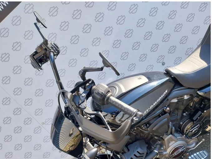 HARLEY-DAVIDSON SPORTSTER NIGHTSTER 975 4
