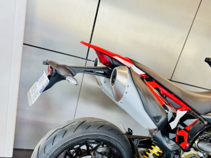 DUCATI HYPERMOTARD 4