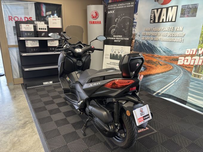 YAMAHA XMAX 125 4
