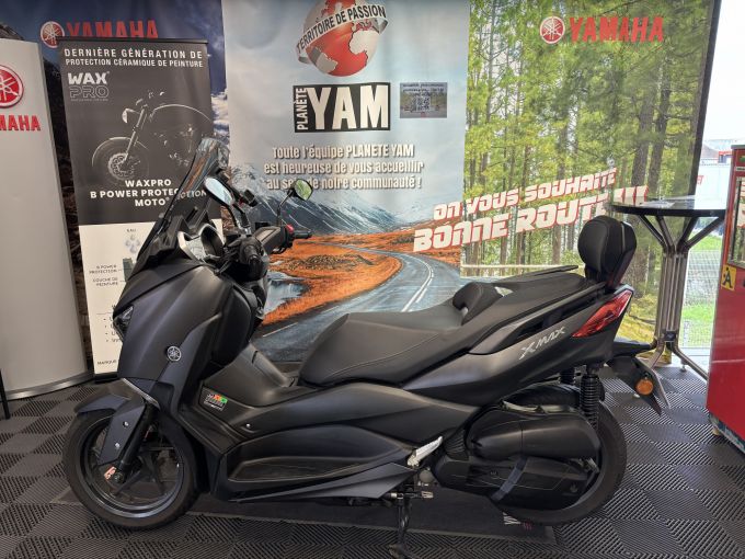 YAMAHA XMAX 125 4
