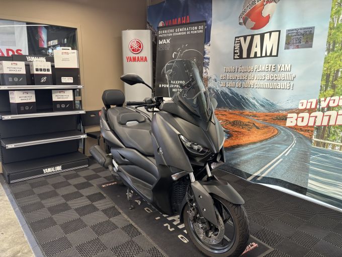 YAMAHA XMAX 125 4
