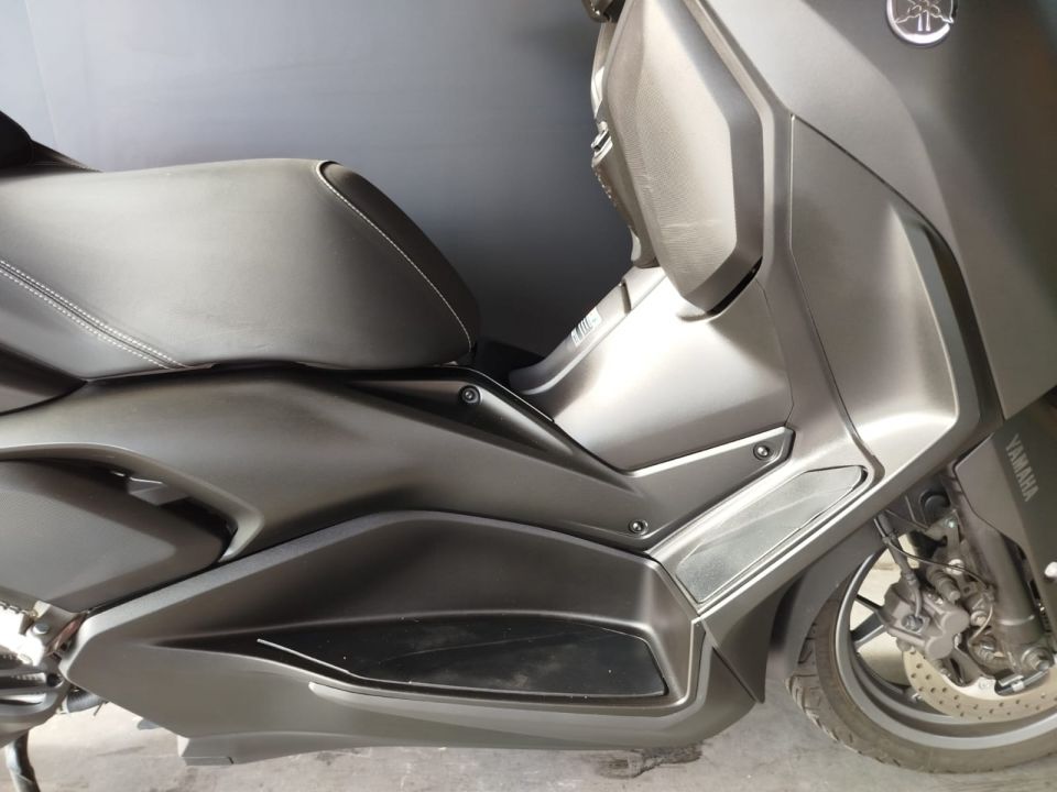 YAMAHA XMAX 125 4