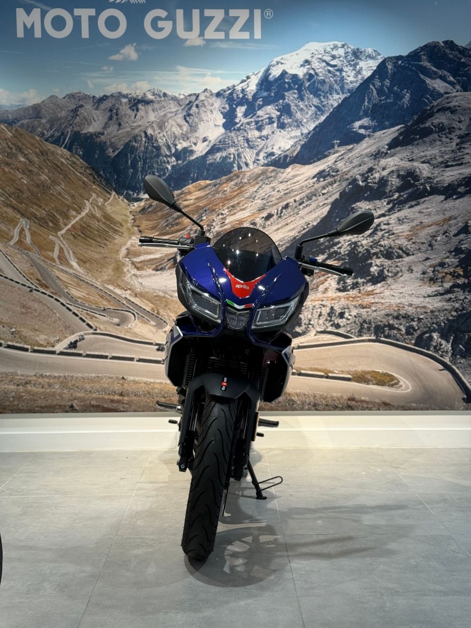 APRILIA TUONO 125 ABS 4