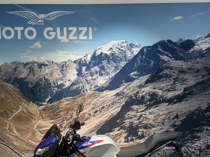 APRILIA TUONO 125 ABS 4