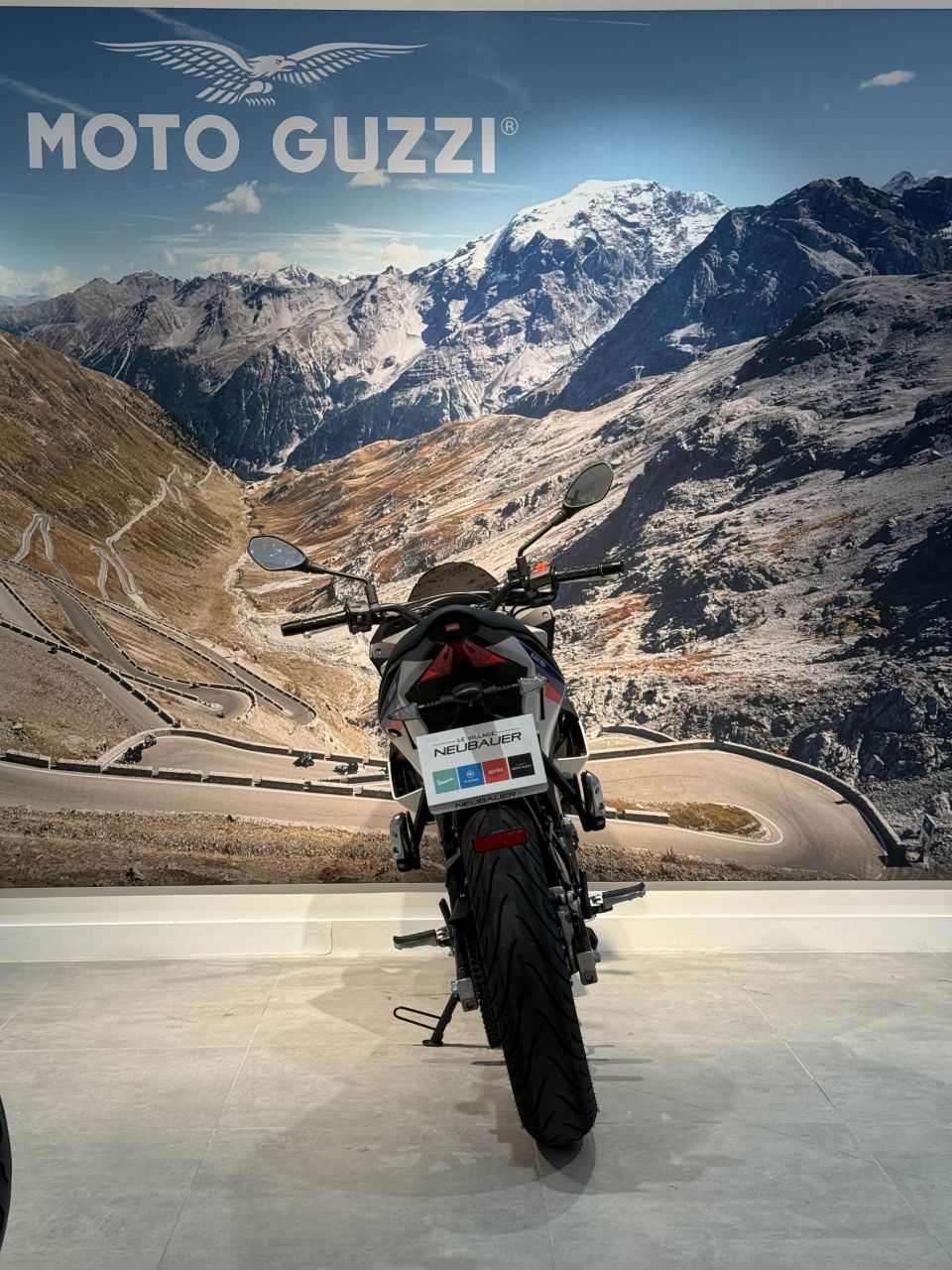 APRILIA TUONO 125 ABS 4