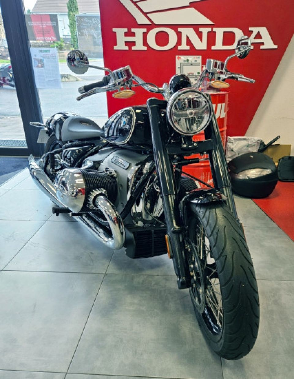 BMW R18 FIRST EDITION 4