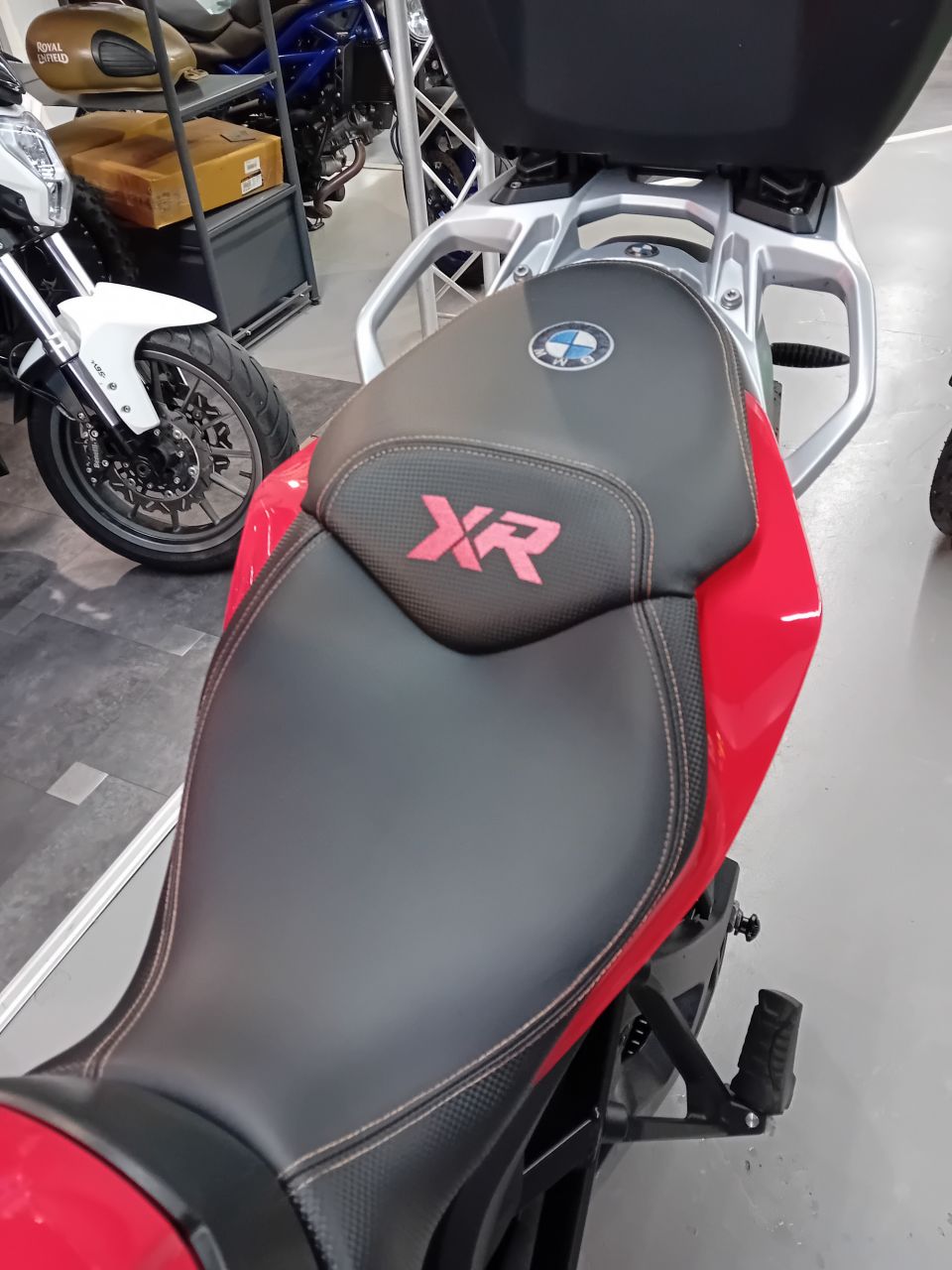 BMW S 1000 XR 4