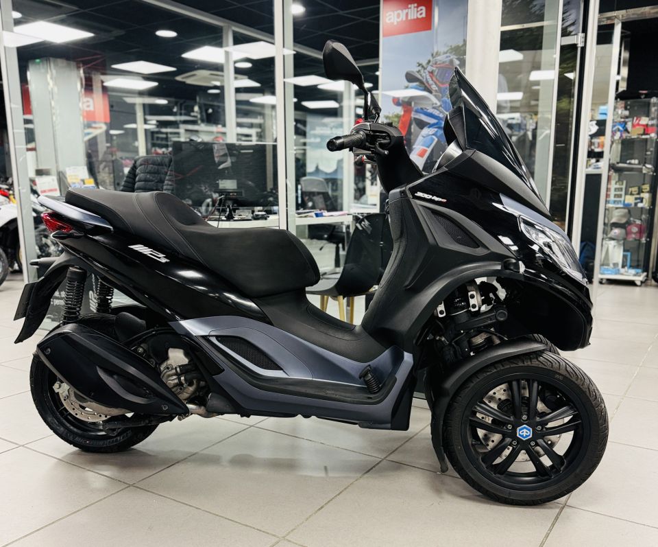 PIAGGIO MP3 300 HPE ABS ASR 4