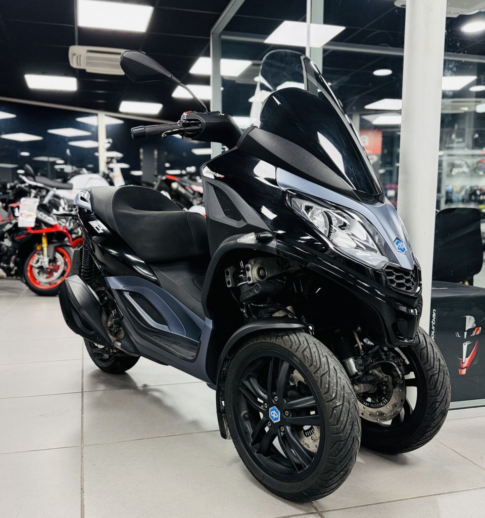 PIAGGIO MP3 300 HPE ABS ASR 4