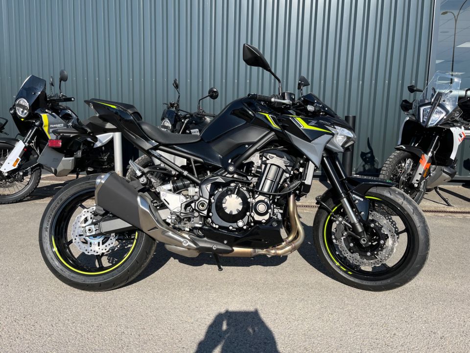 KAWASAKI Z 900 4