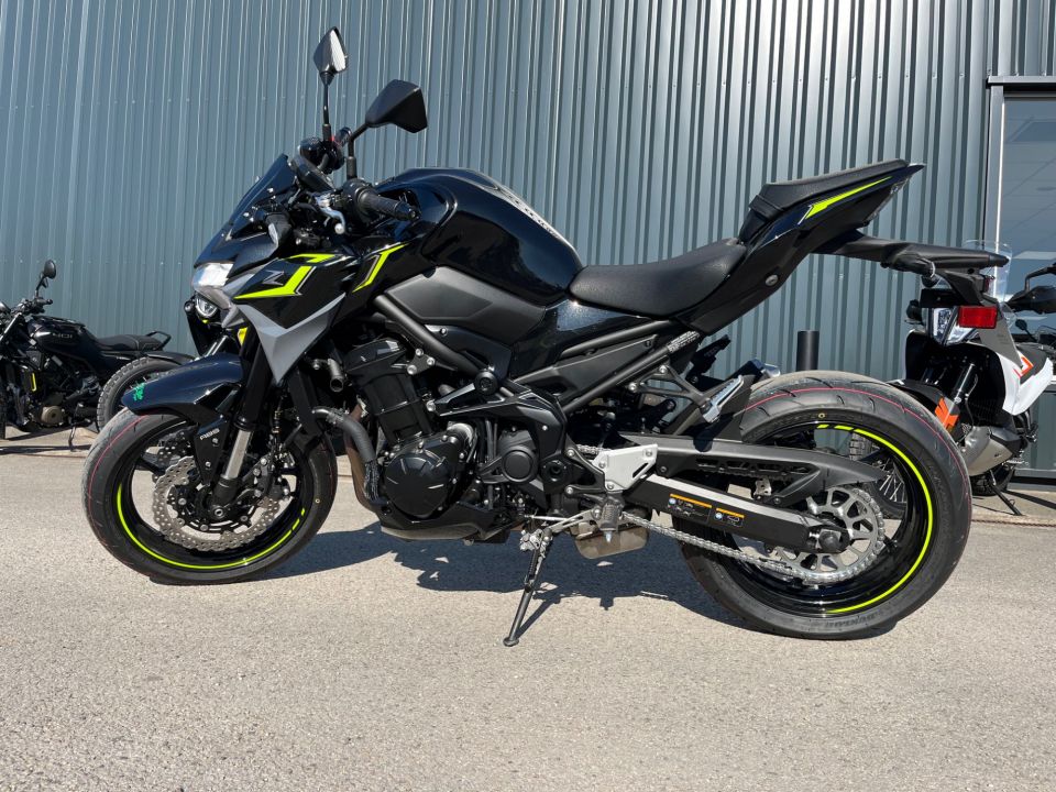 KAWASAKI Z 900 4