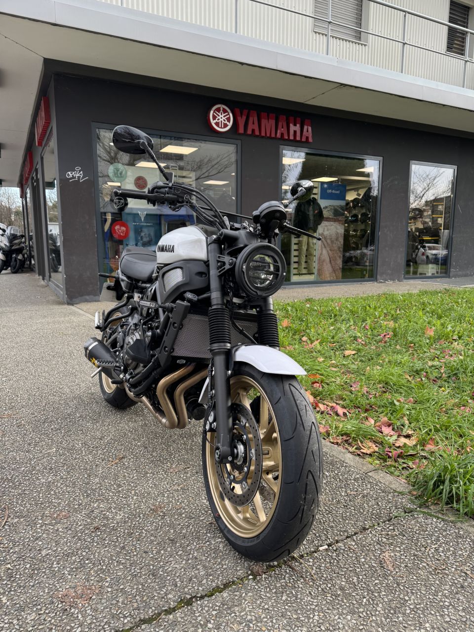 YAMAHA XSR 700 LEGACY 4