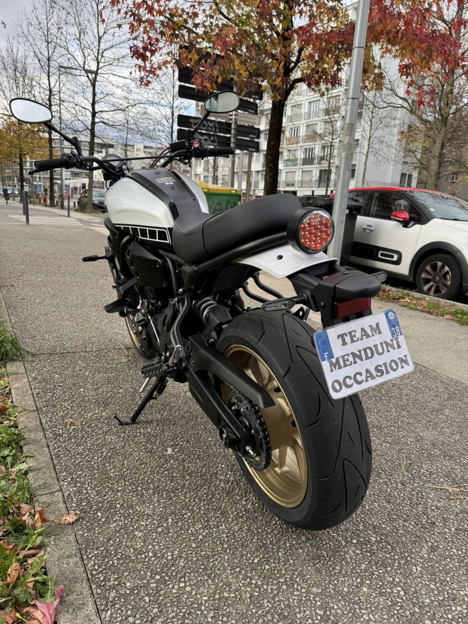 YAMAHA XSR 700 LEGACY 4