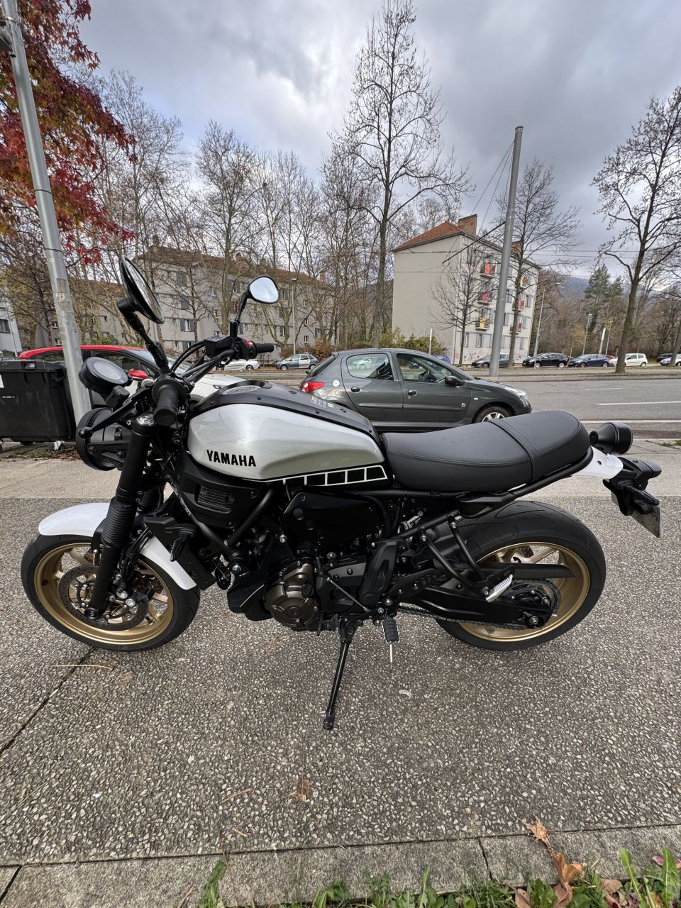 YAMAHA XSR 700 LEGACY 4