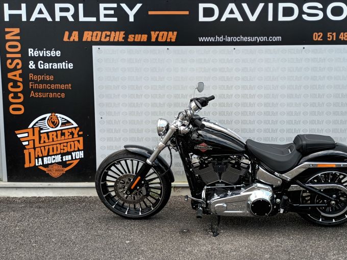 HARLEY-DAVIDSON SOFTAIL BREAKOUT 1923 4