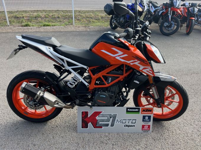 KTM 390 DUKE 4