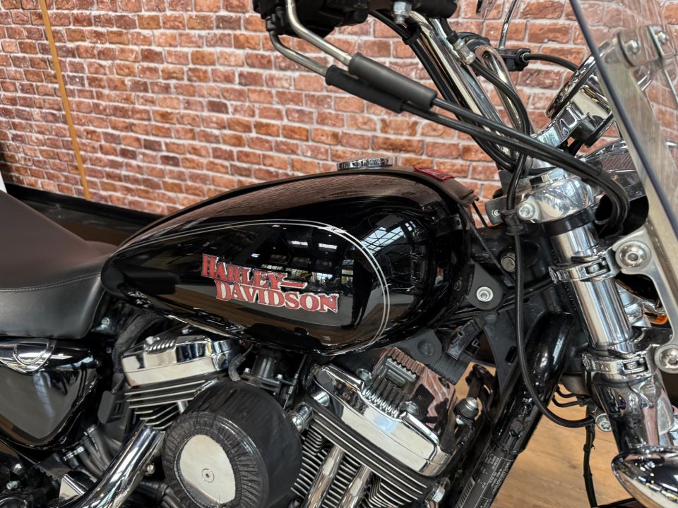 HARLEY-DAVIDSON SPORTSTER SUPERLOW 1200 T 4