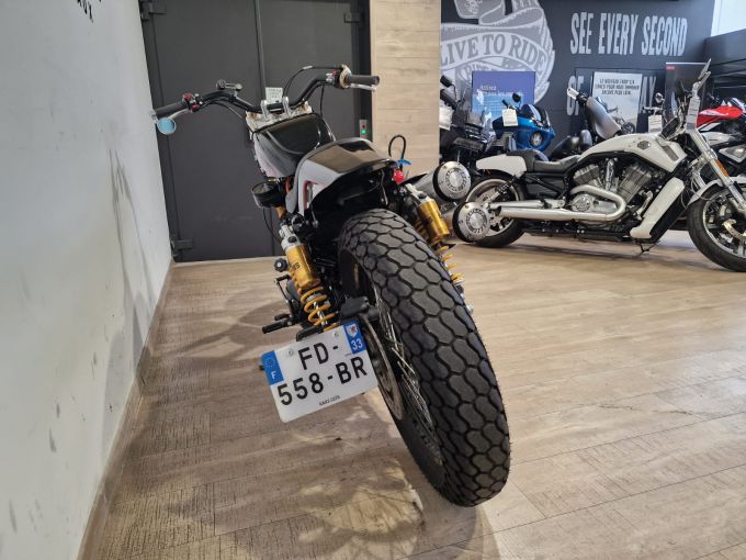 HARLEY-DAVIDSON SPORTSTER FORTY-EIGHT 1200 4