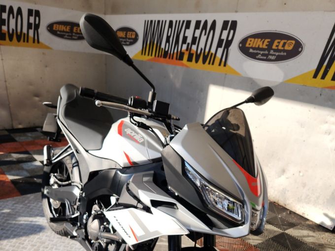 APRILIA TUONO 125 ABS 4