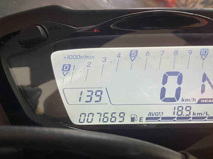 SUZUKI GSX-S 1000 ABS 4