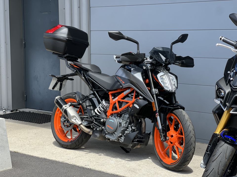 KTM 390 DUKE 4
