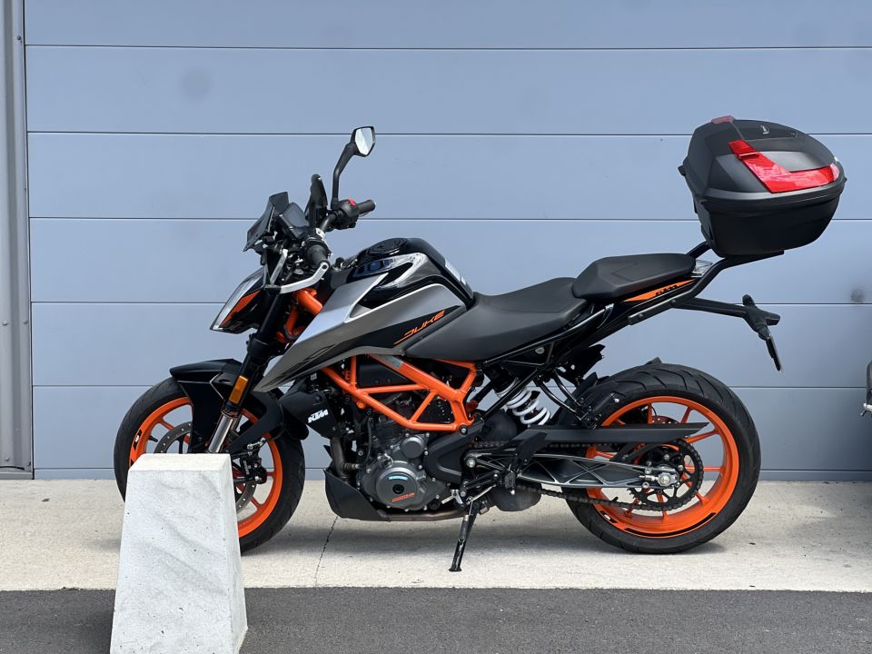 KTM 390 DUKE 4