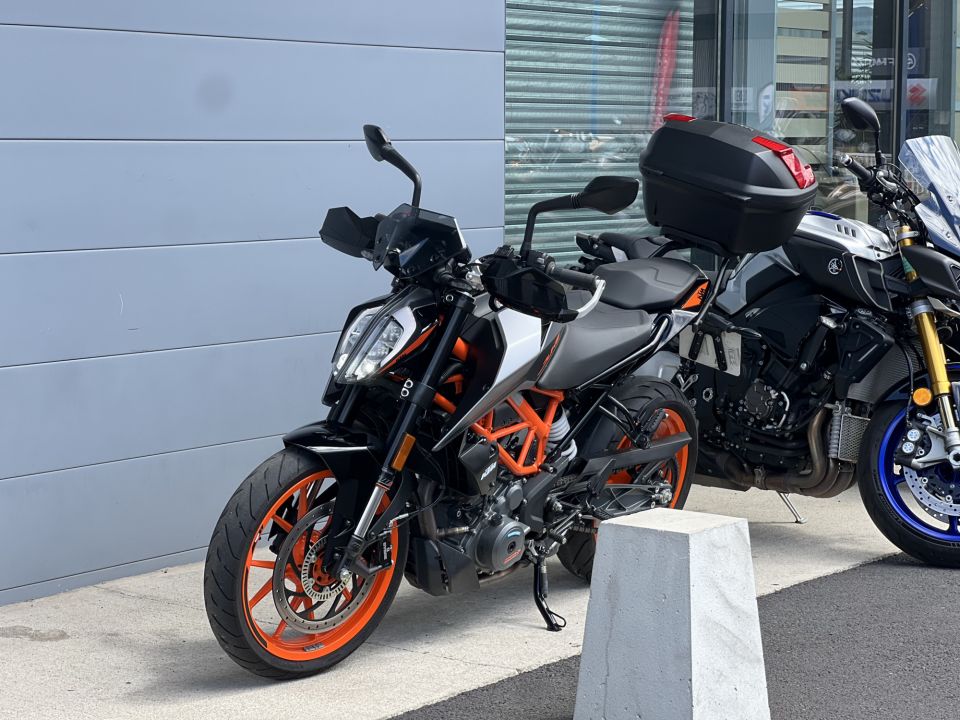 KTM 390 DUKE 4