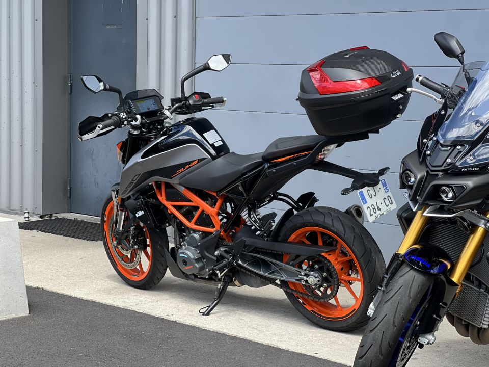 KTM 390 DUKE 4