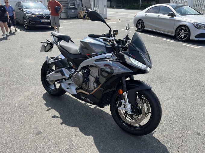 APRILIA TUONO 660 4