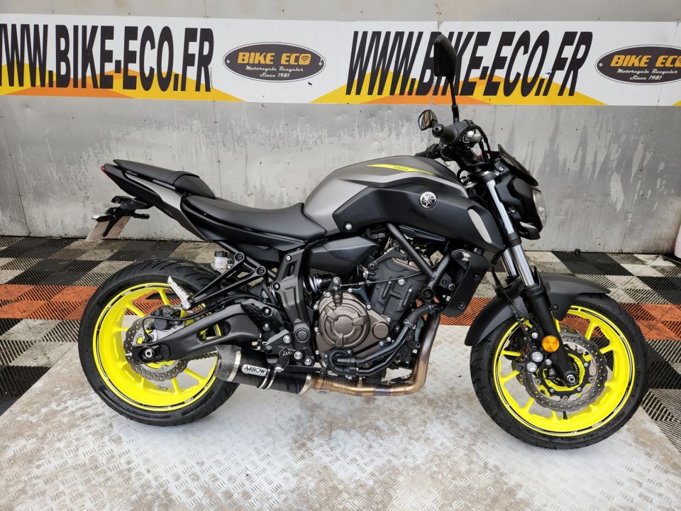YAMAHA MT-07 (47.5CV) 4