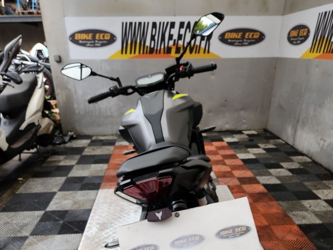 YAMAHA MT-07 (47.5CV) 4